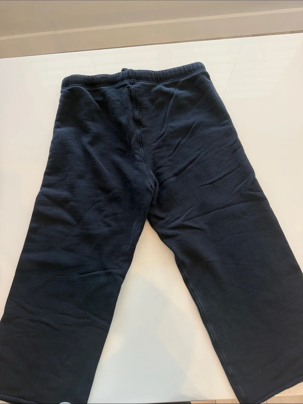 Frank & Eileen Navy women’s Cropped Sweatpants with Drawstring
